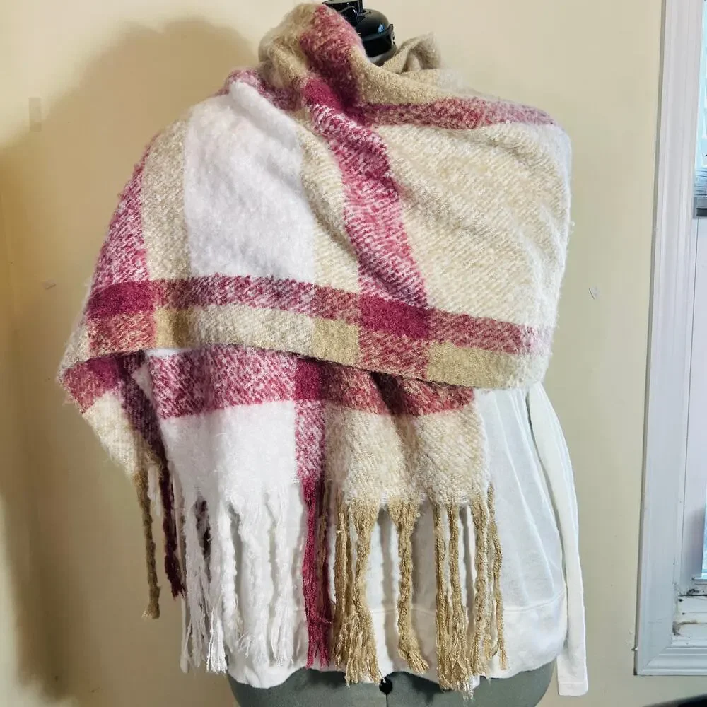 Calvin Klein Blanket Scarf Pink Cream Plaid Fringe Cabincore Cozy Gorpcore